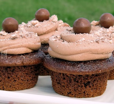 WHOPPERS Chocolate Malt Cupcakes with Malt Buttercream