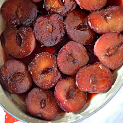 Rustic Plum Compote to Serve with Ice Cream