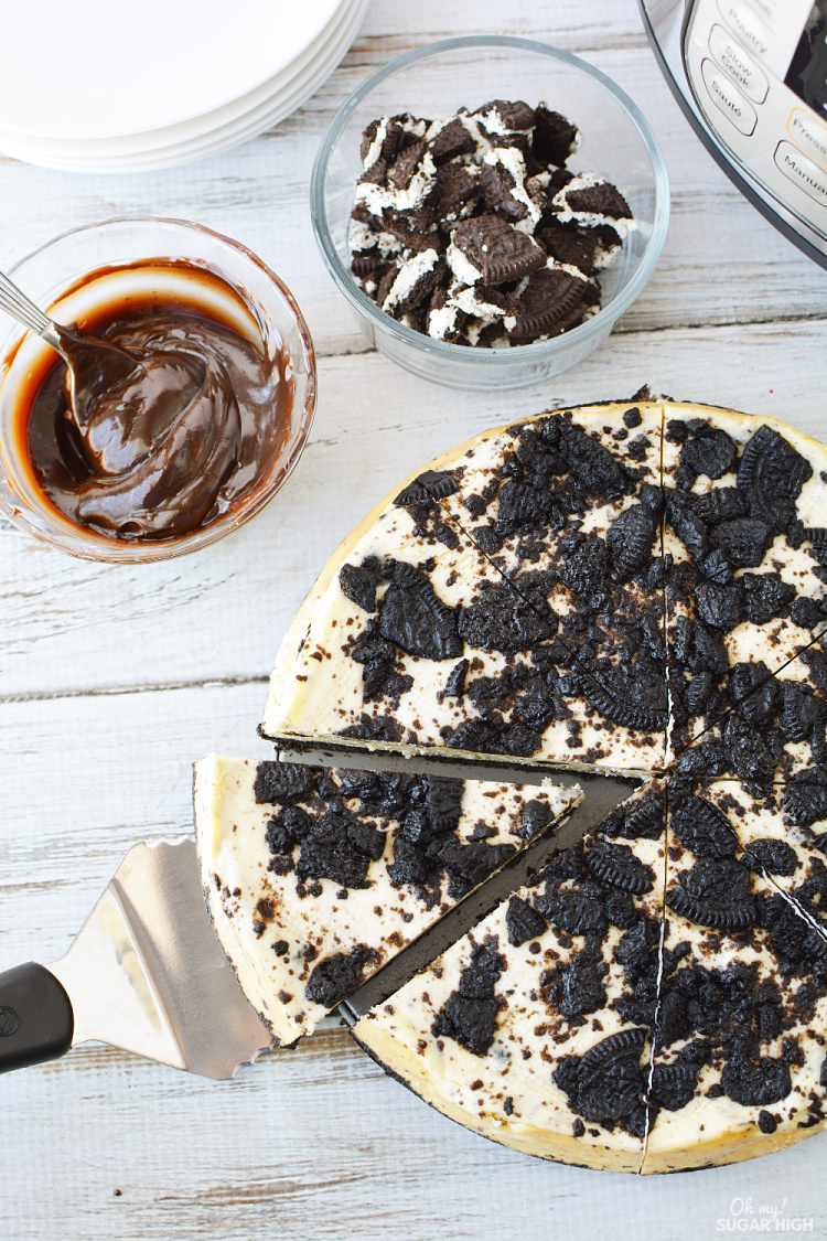 Try this Instant Pot Oreo Cheesecake that is easy and delicious. Featuring an Oreo cookie crust and topped with hot fudge, this amazing cheesecake is one recipe you'll want to make again and again! 